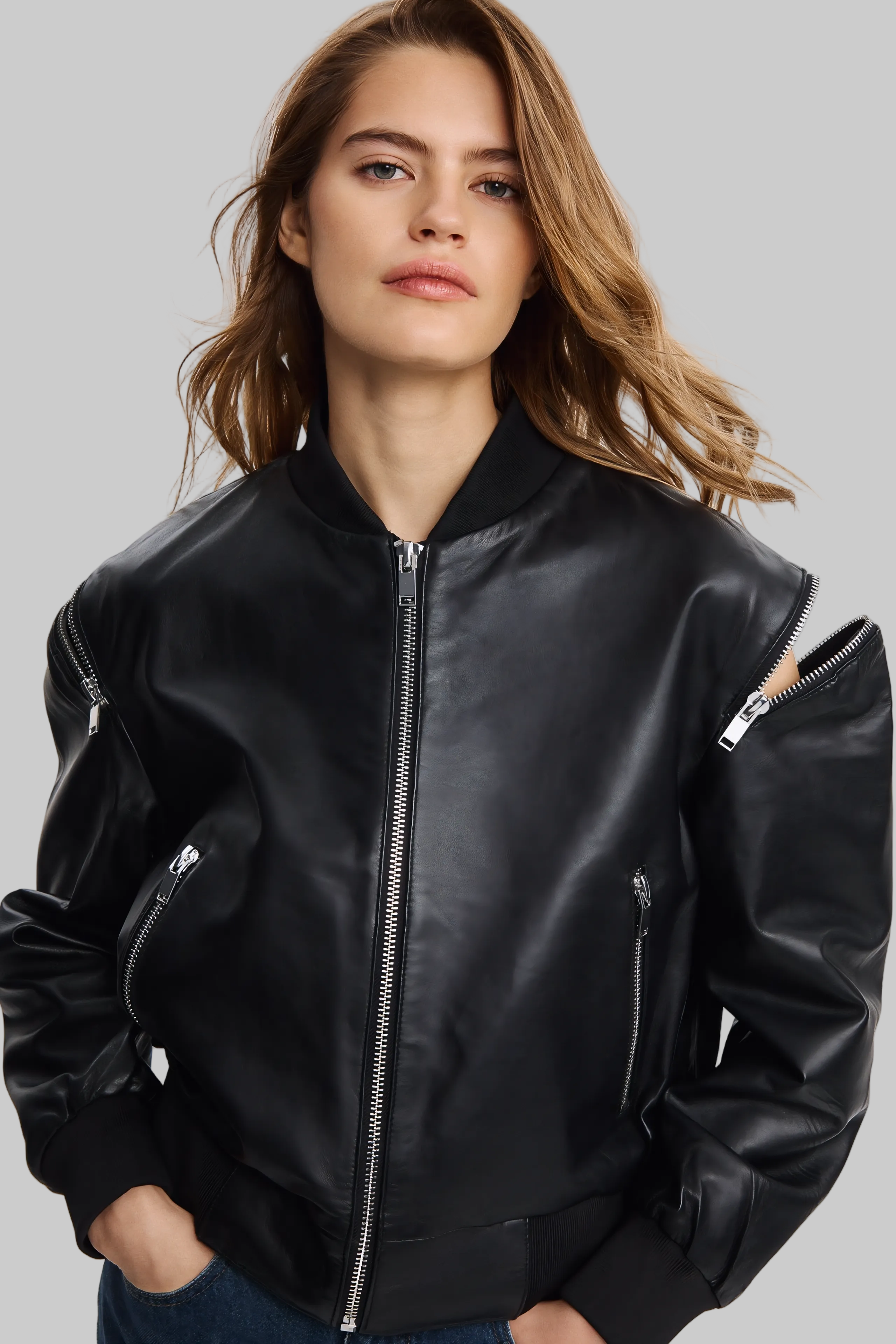 LEATHER BOMBER